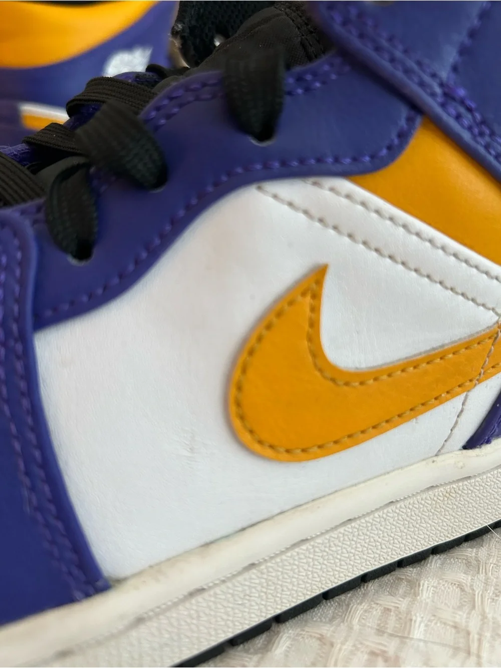 AIR JORDAN NIKE Big Kid/Mens High-Top Basketball Sneakers in Purple, Yellow